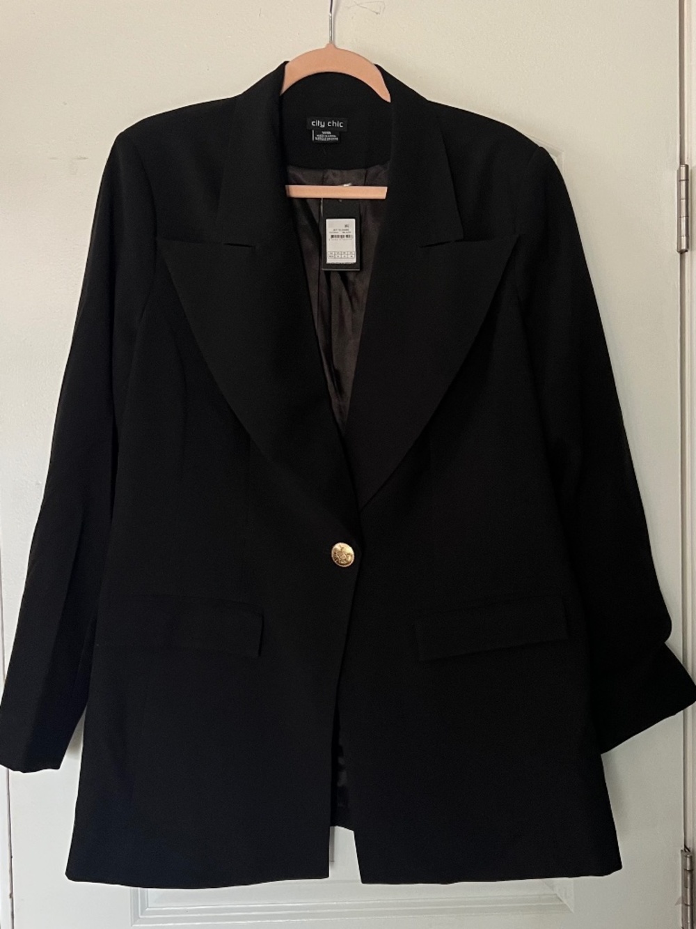 NWT City Chic Black Blazer Gold Crest Button Size M/18